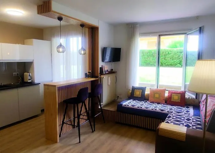 Front De * Deauville