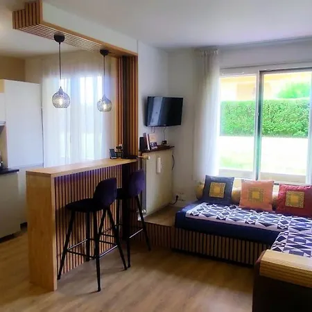 Front De * Deauville